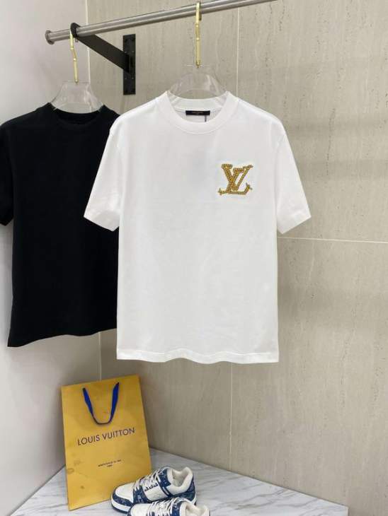 Picture of Louis Vuitton T Shirts Short _SKULVS-2XLtltx927739